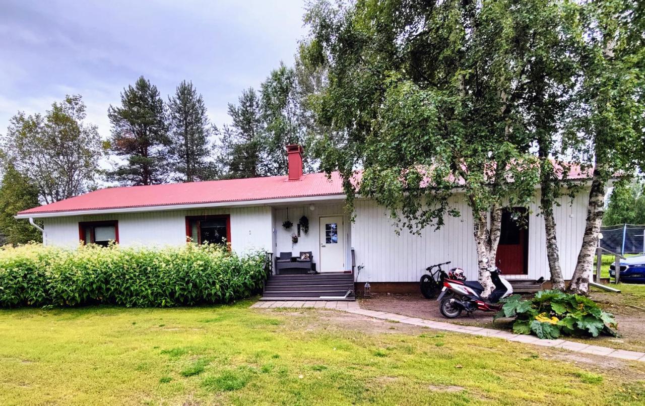 Holiday House Maentyniemi Hossa Exterior photo