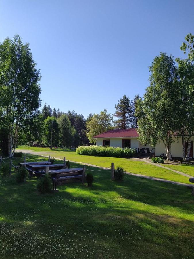Holiday House Maentyniemi Hossa Exterior photo